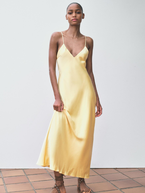 Robe jaune longue satin