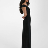 Robe noire satinée dos nu longue