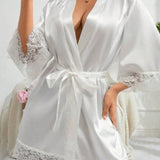 Robe de chambre satin dentelle