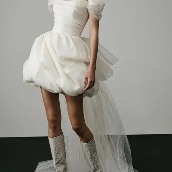 Robe de mariée courte satin