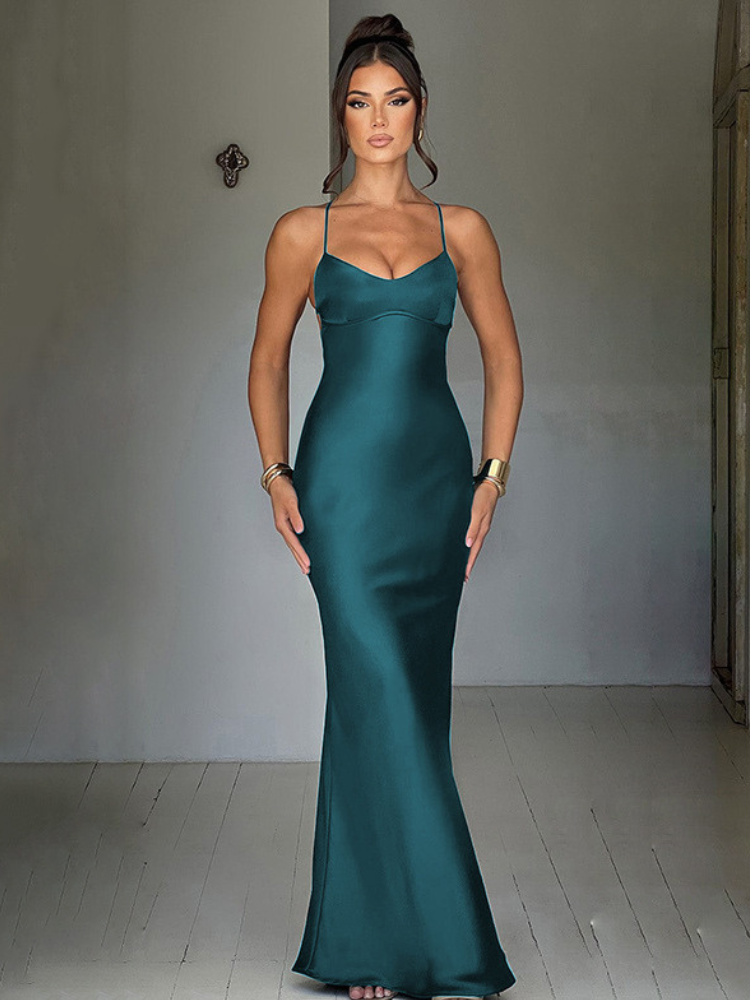 Robe longue satinée à bretelles vert
